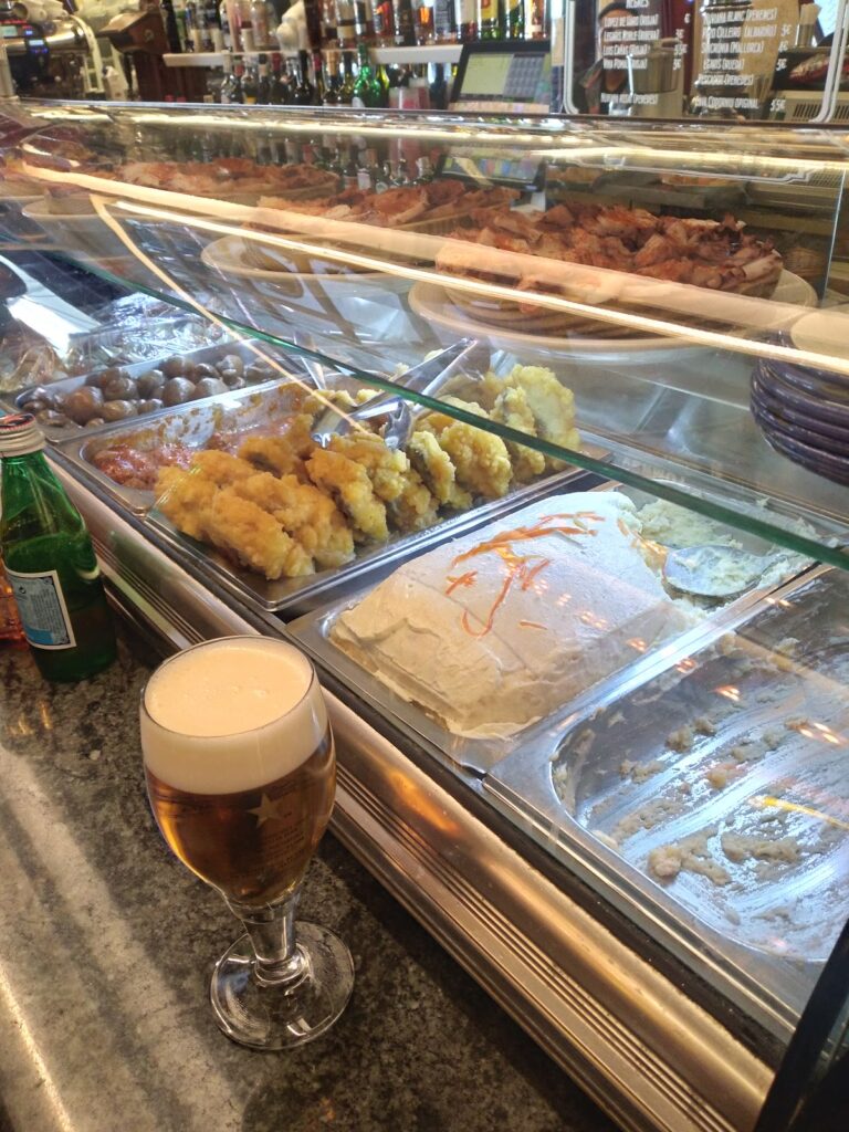 Bañando Tus Paladares en Sabores Auténticos: Bar Casa Miss en Mallorca