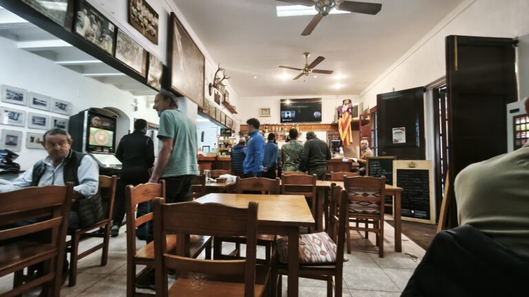 Deleite Rustico en Sa Taverneta: Haciendo las Delicias de Mallorca