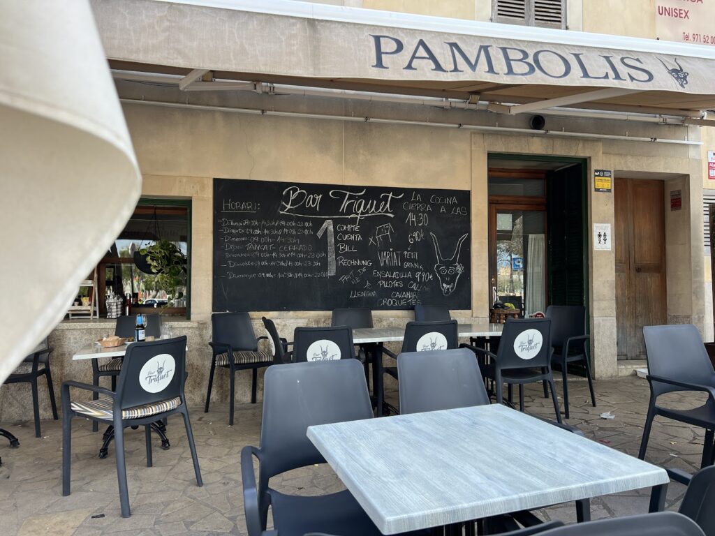 Bar Triquet: Tu Destino Gastronómico en Sineu, Illes Balears, imagen 8