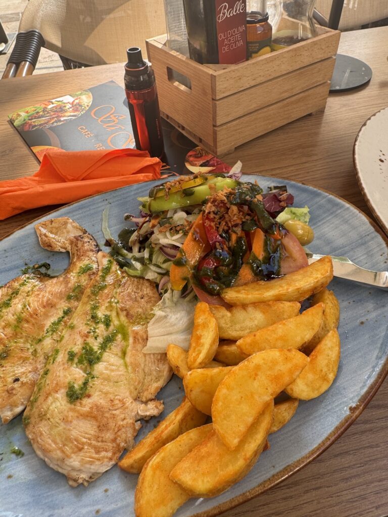 Sabores Mediterráneos en el Corazón de Sóller: Sa Granja Cafè – Restaurant, imagen 10