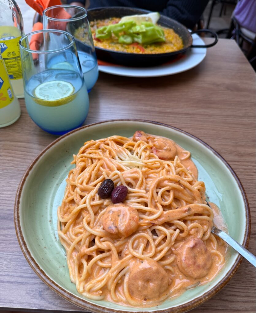 Sabores Mediterráneos en el Corazón de Sóller: Sa Granja Cafè – Restaurant, imagen 8