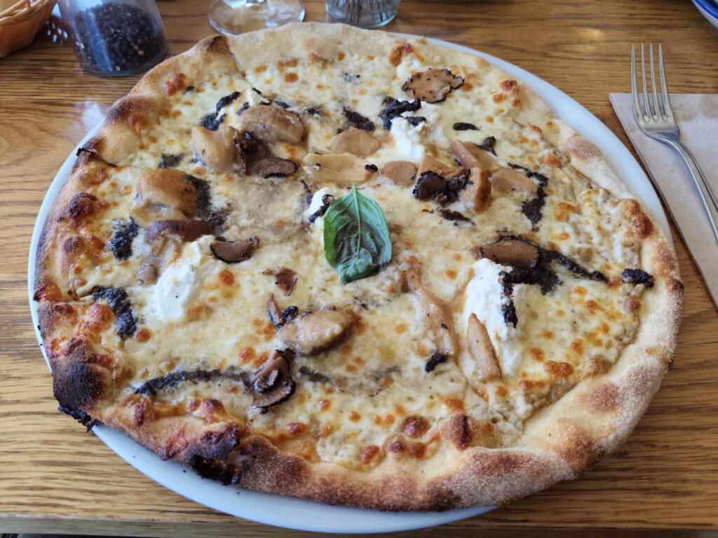 Sabores de Italia Frente al Mar: La Pizzería Ca’n Pelut en Palma, imagen 2