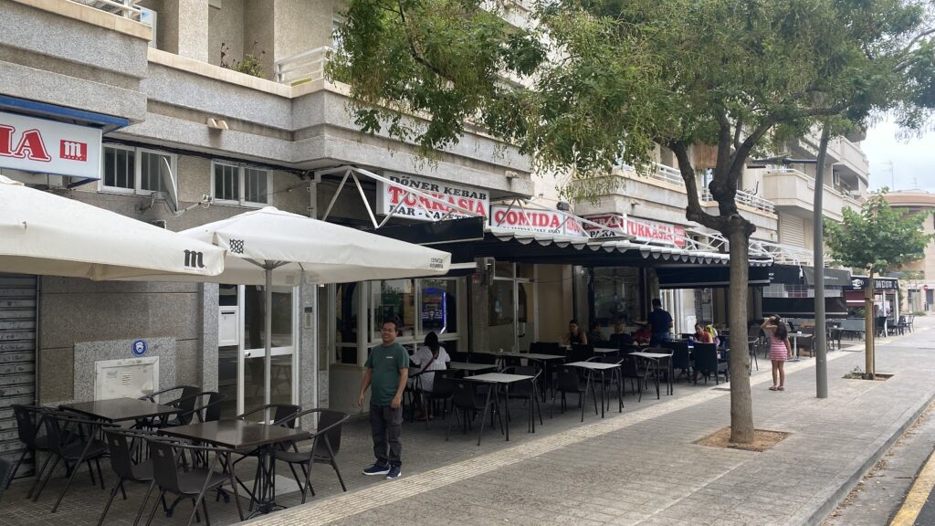 Sabores Exóticos en Palma: Descubre TURKASIA DONER KEBAB, imagen 1