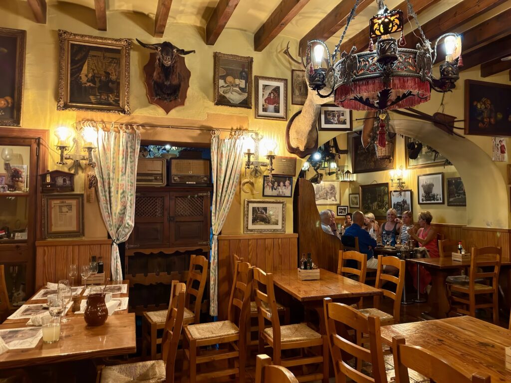 Sabores de Mallorca: Una Experiencia Inolvidable en Mesón Ca’n Torrat, imagen 8