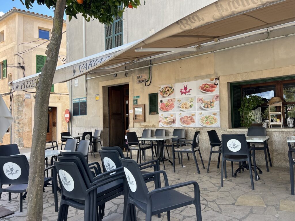 Bar Triquet: Tu Destino Gastronómico en Sineu, Illes Balears, imagen 5