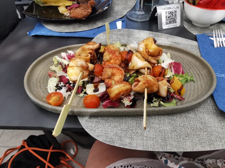 Doble A Beach Club: platos, precios y primera impresión