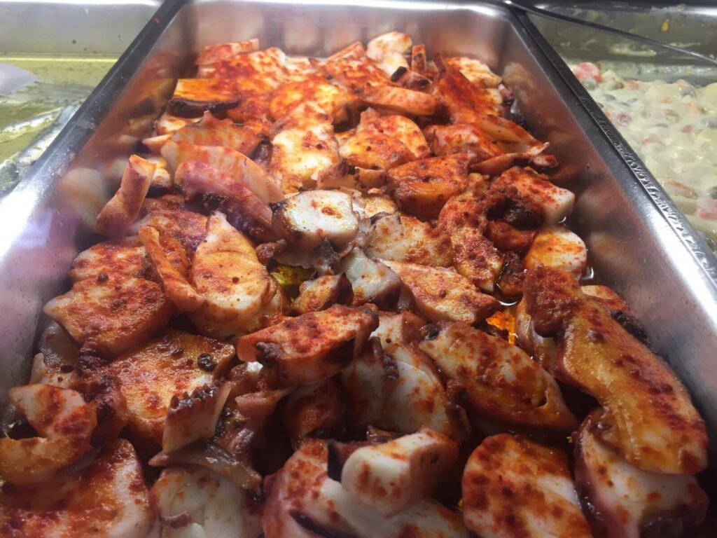 Bar Micar: Un Rincón de Tradición y Sabor en Palma de Mallorca, imagen 9