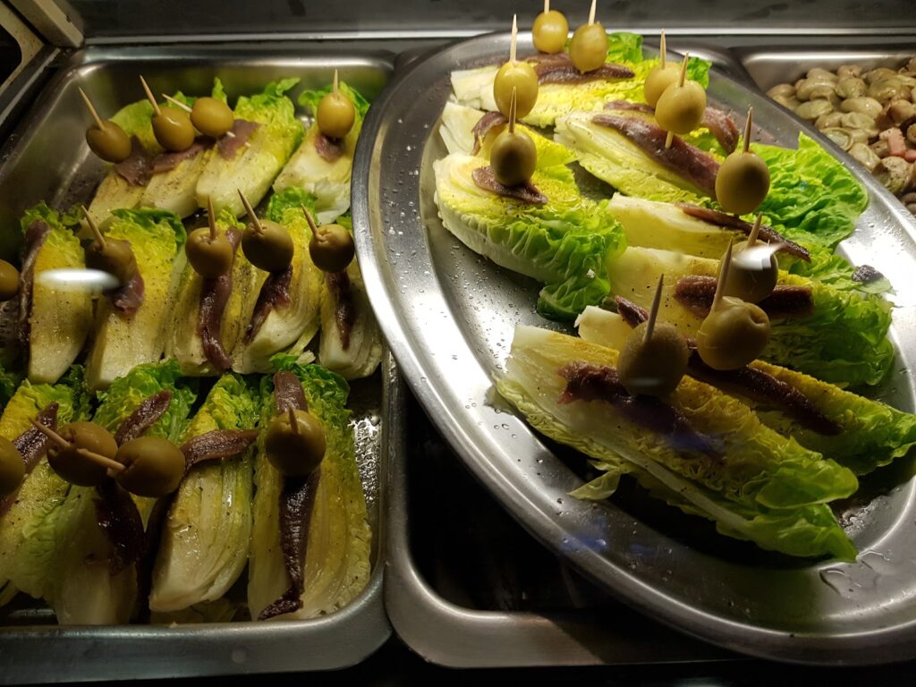 Bar Micar: Un Rincón de Tradición y Sabor en Palma de Mallorca, imagen 6