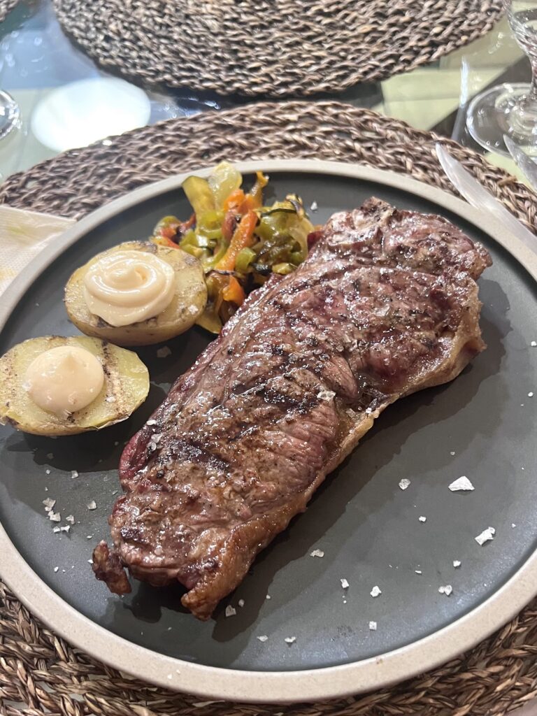 Ficha de RESTAURANT M BISTRO: cocina, trato y ambiente en Roses, imagen 5