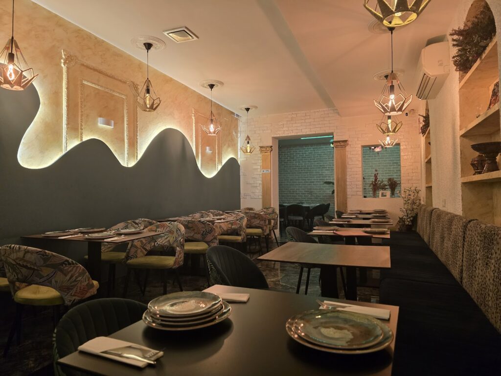 Conoce Surat Indian Cuisine | Restaurante indio Madrid: carta, ambiente y trato al cliente, imagen 4