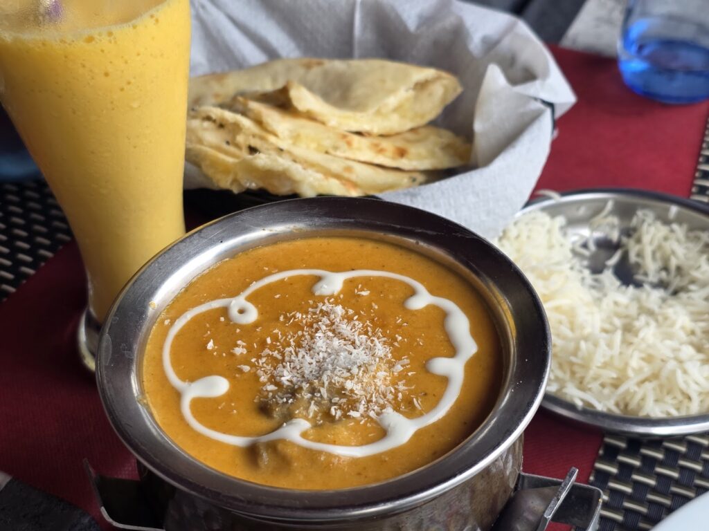 Sabores de Cala Millor: la experiencia en Kohinoor indian tandoori restaurant, imagen 4