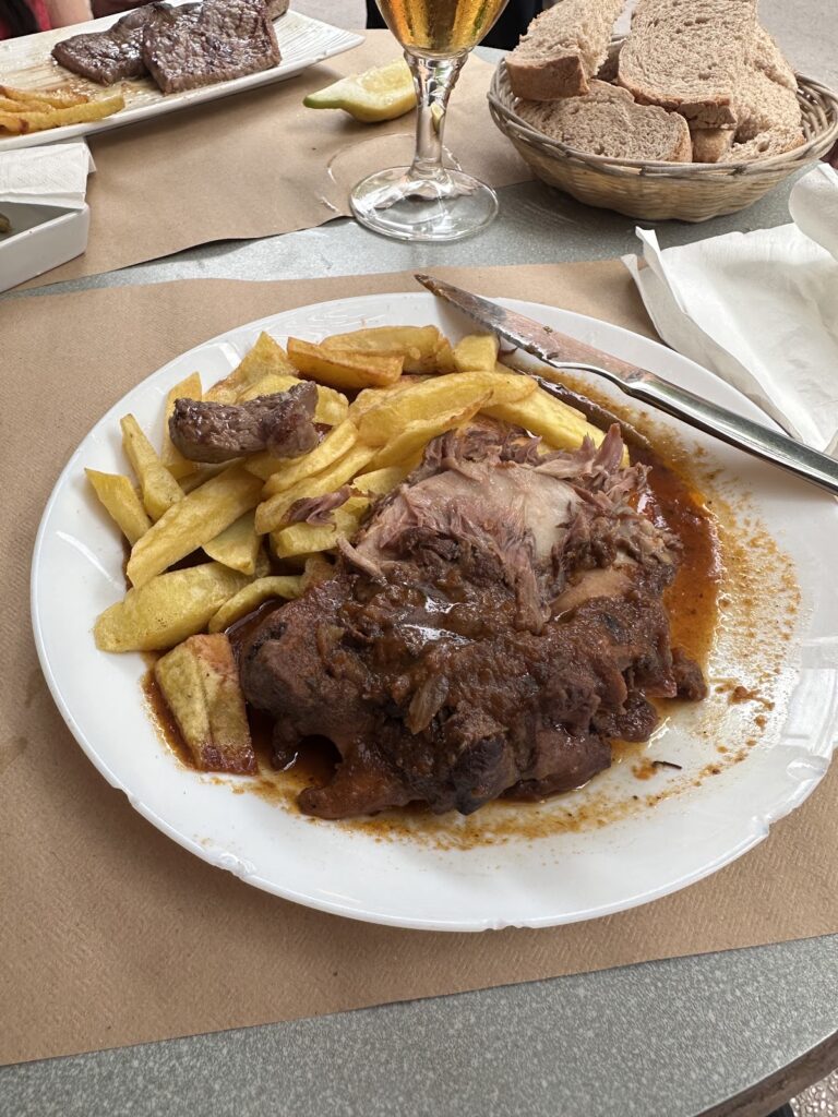 Deleite Rustico en Sa Taverneta: Haciendo las Delicias de Mallorca, imagen 3