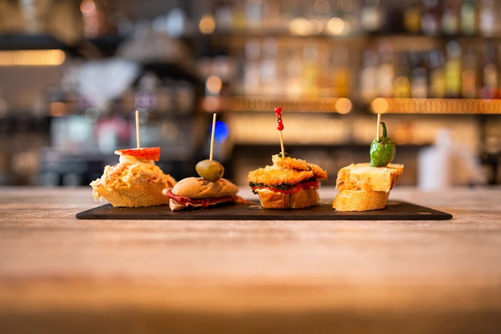 Todo sobre Tapas & Pinchos LOCAL nº2: carta, horarios y opiniones, imagen 2