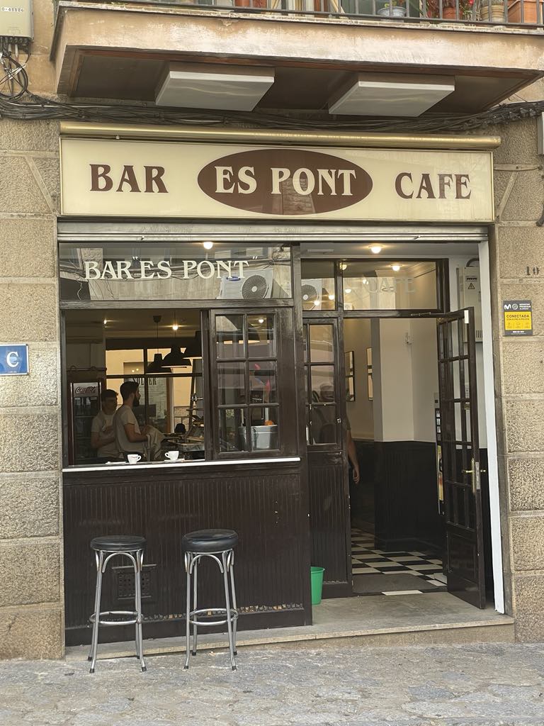Es Pont: Sabor auténtico en cada bocado, en el encantador Sóller, imagen 4