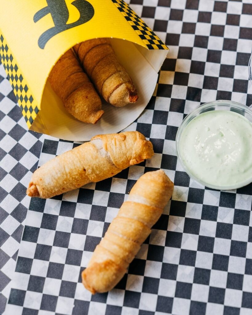 ¿Qué encontrarás en Fanneli’s Burgers Albir – Burgers y smash burgers? Cocina, trato y ambiente, imagen 9