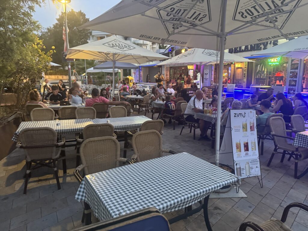 Un acercamiento a Delaney’s Bar & Diner, en pleno Sa Coma, imagen 5