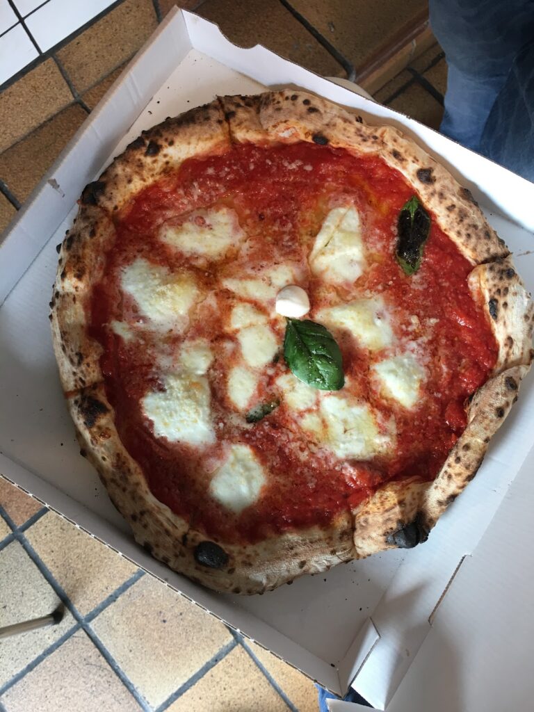 Guía de Bar Restaurante Roma Pizzeria: qué encontrarás al sentarte a la mesa, imagen 3
