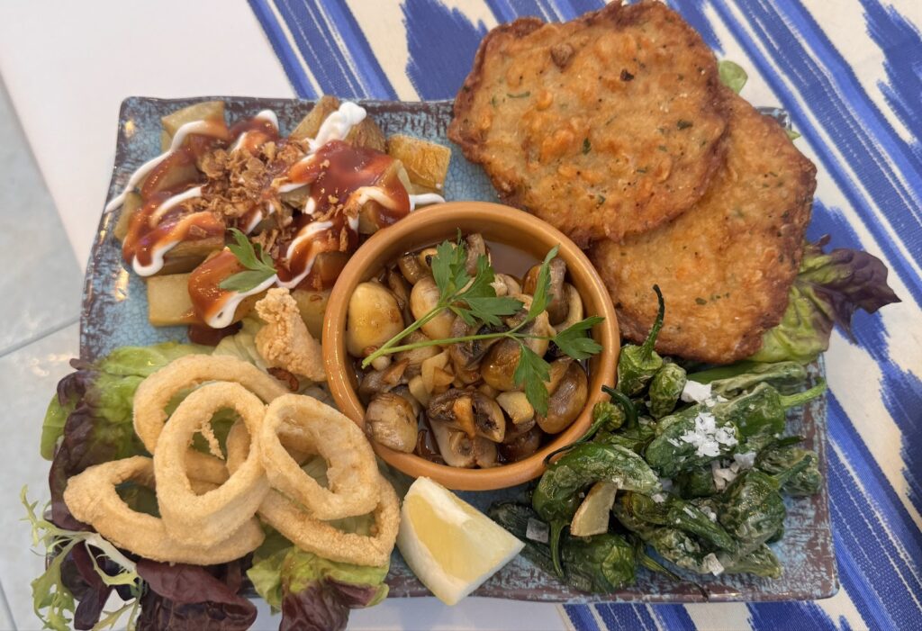 La placita tapas restaurante andaluz, un clásico de Son Servera, imagen 9