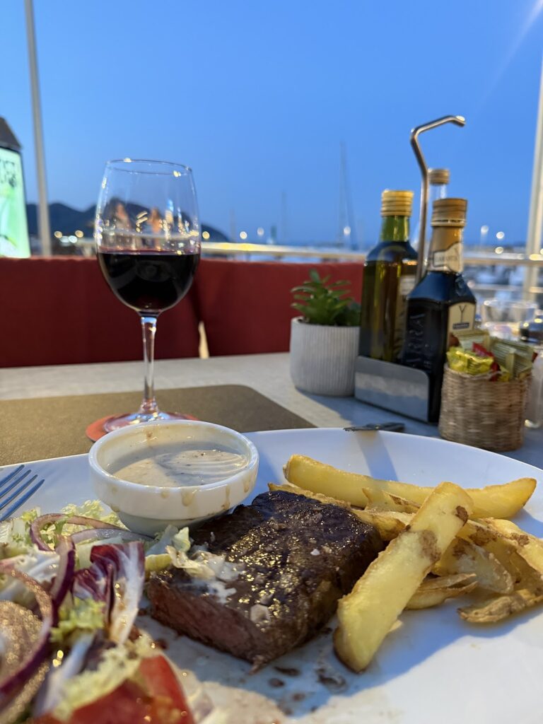 Comer bien en Cala Bona pasa por Restaurante la Oliva, imagen 8