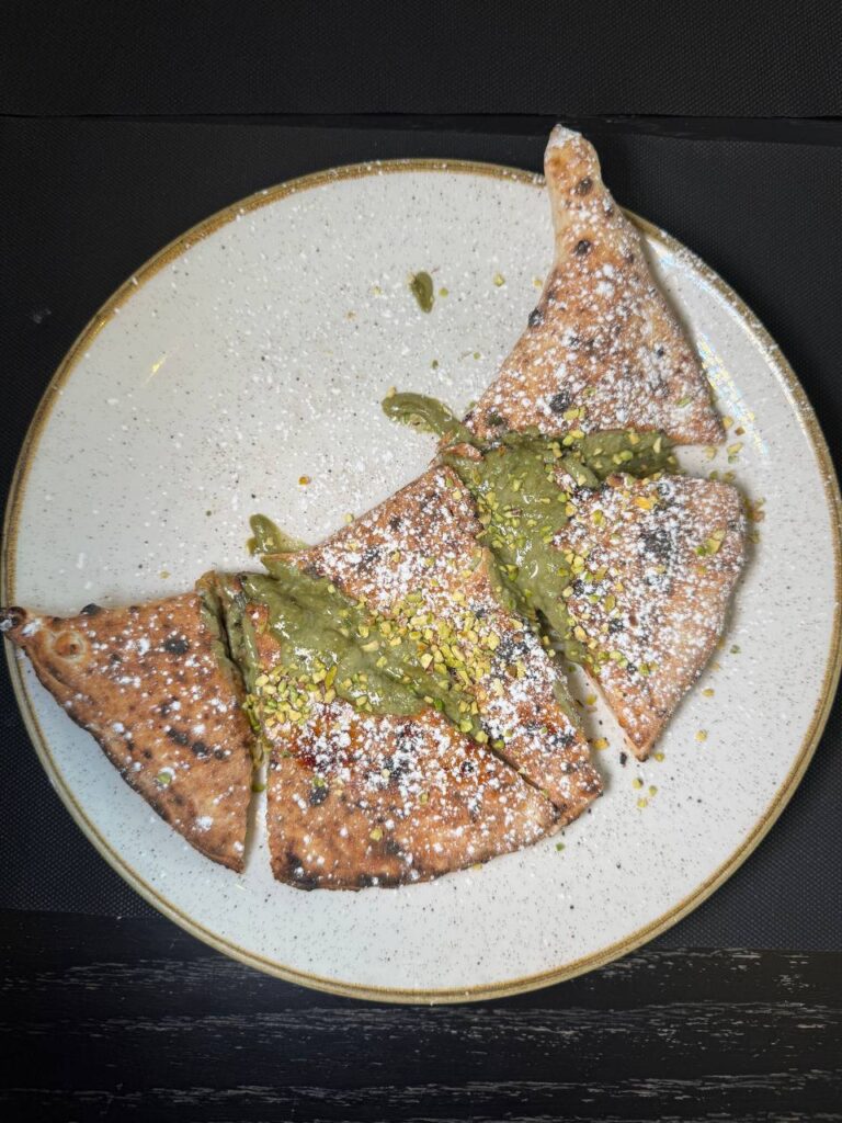 ¿Qué encontrarás en Gusto Restaurant? Cocina, trato y ambiente, imagen 1