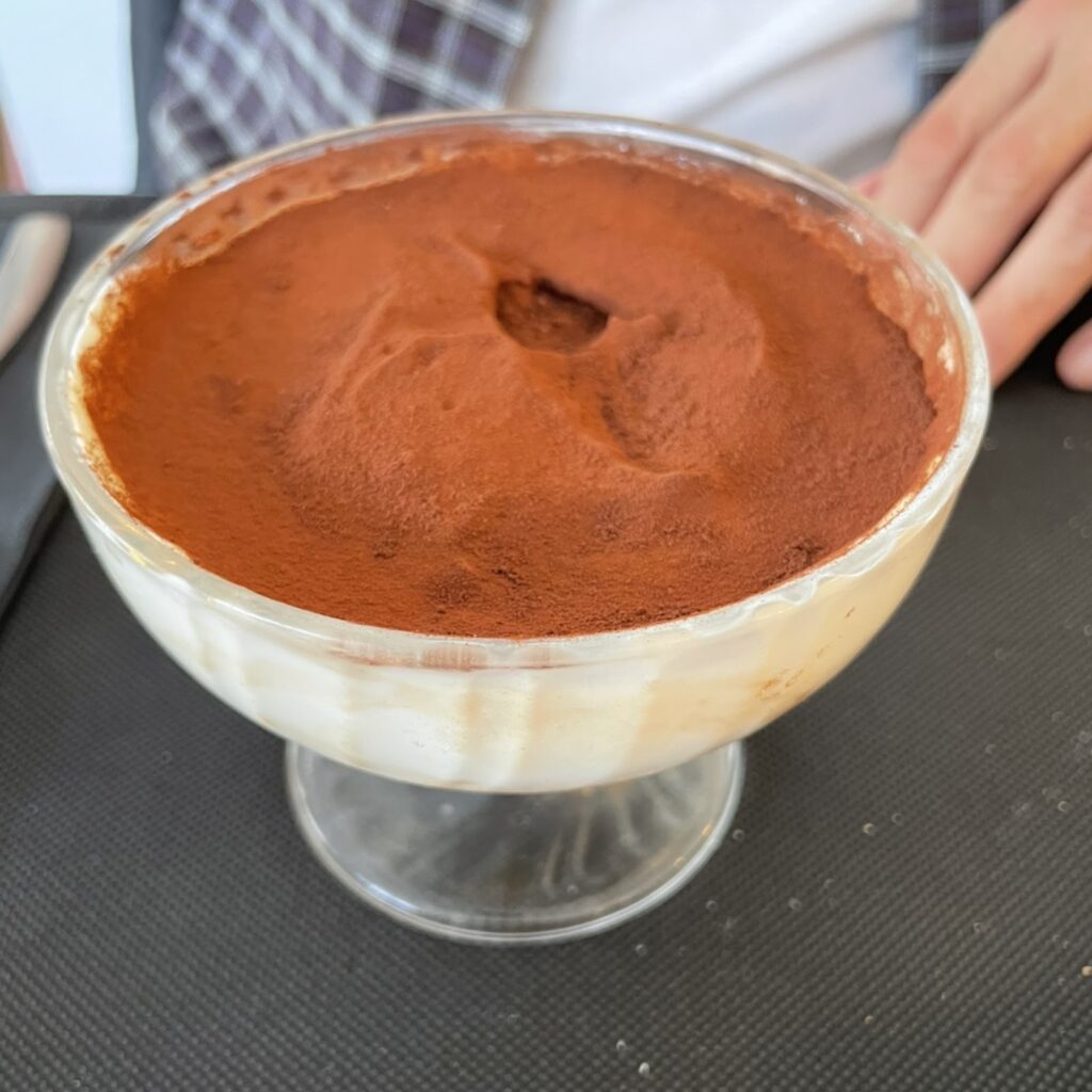 ¿Qué encontrarás en Gusto Restaurant? Cocina, trato y ambiente, imagen 9