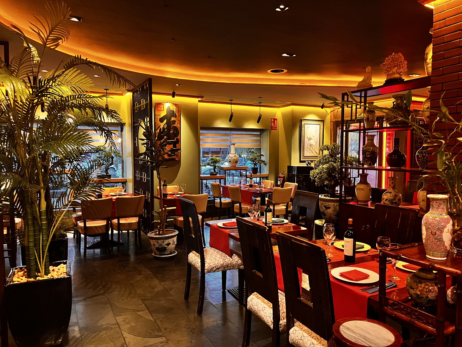 Restaurante Asiático KZEN