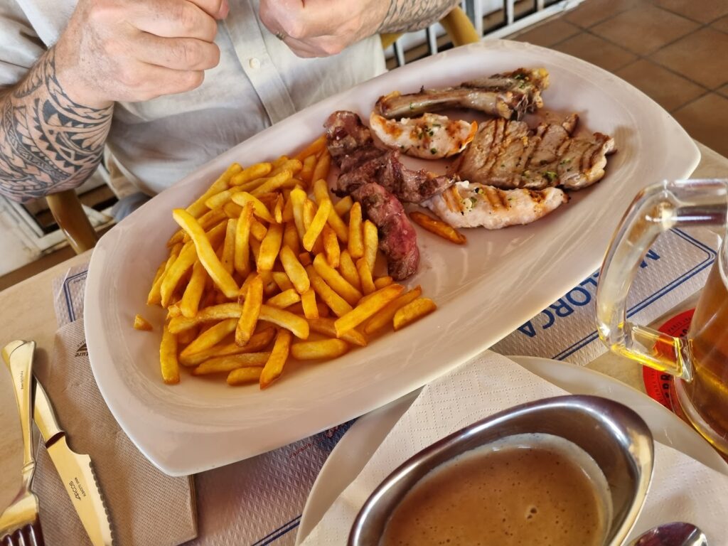 Restaurante Es Passeig bajo la lupa: carta, servicio y ambiente, imagen 4