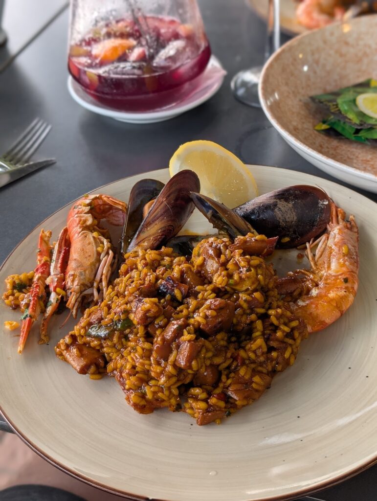 RESTAURANTE AMAPOLA BRASAS, una mesa con personalidad propia en Cala Millor, imagen 6