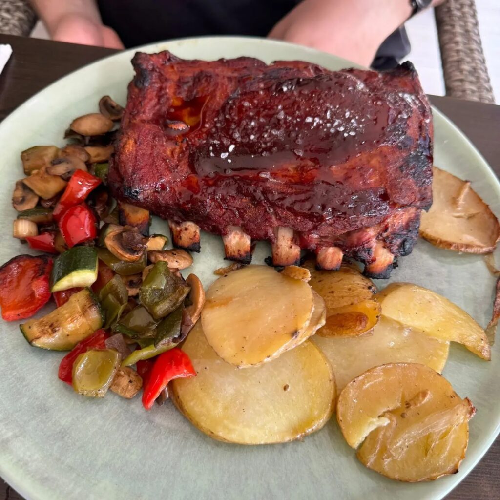 RESTAURANTE AMAPOLA BRASAS, una mesa con personalidad propia en Cala Millor, imagen 5