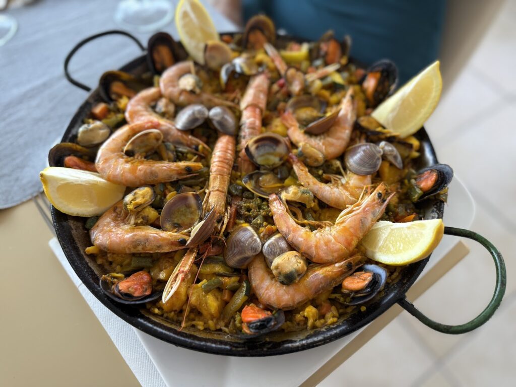 ¿Qué encontrarás en Restaurante Maritimo? Cocina, trato y ambiente, imagen 2