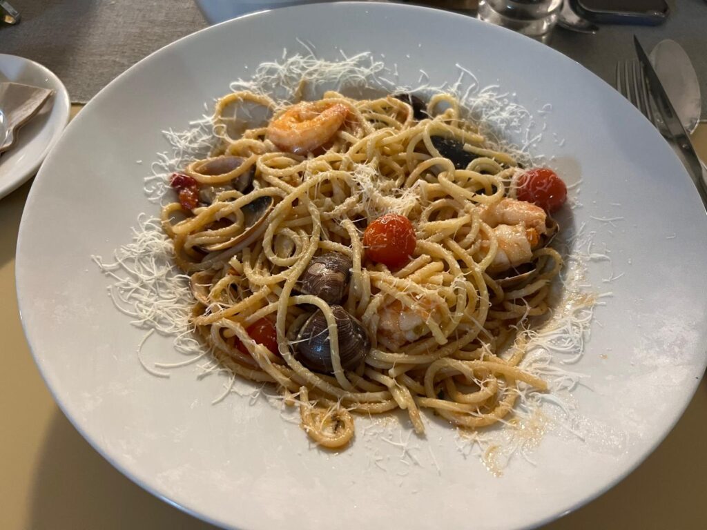 ¿Qué encontrarás en Restaurante Maritimo? Cocina, trato y ambiente, imagen 4