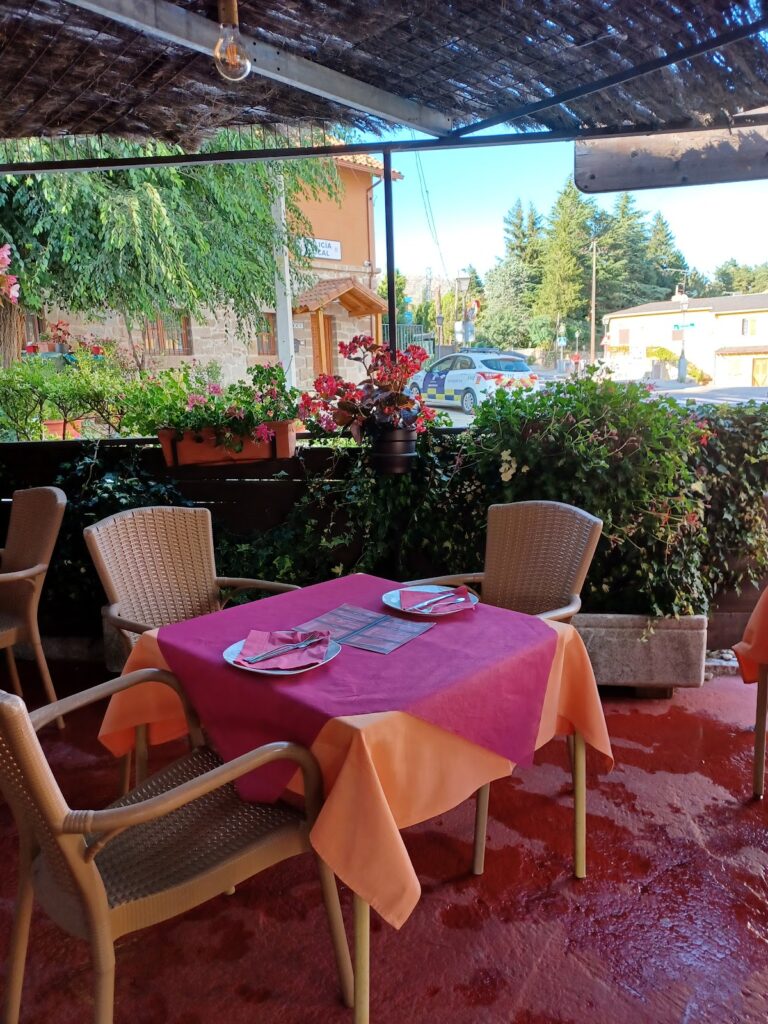Restaurante El porron de Navacerrada: dónde el ambiente también forma parte del menú