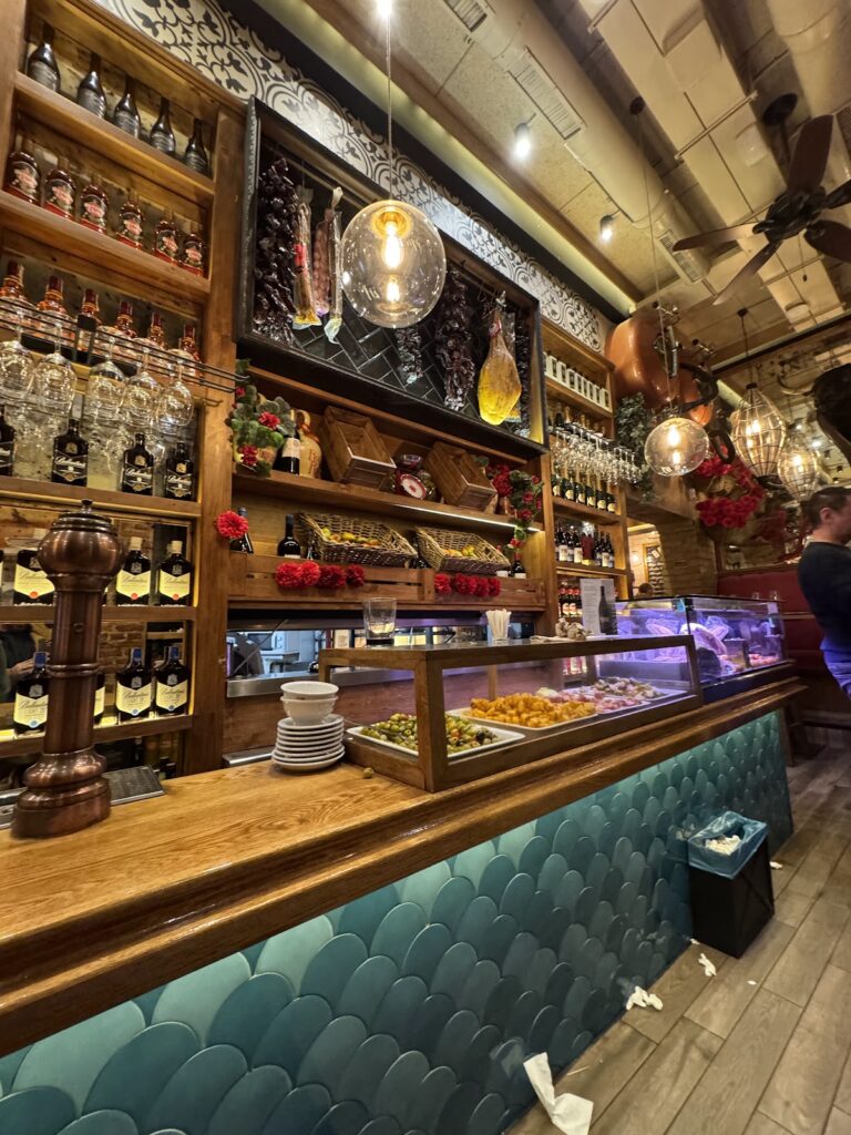 Taberna La Tienta bajo la lupa: carta, servicio y ambiente, imagen 9