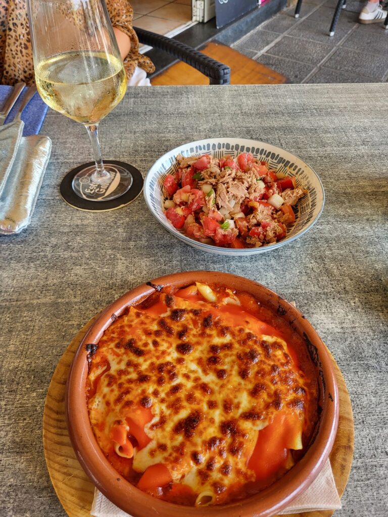 Toni’S: Un Festín Mediterráneo en S’Illot, imagen 5