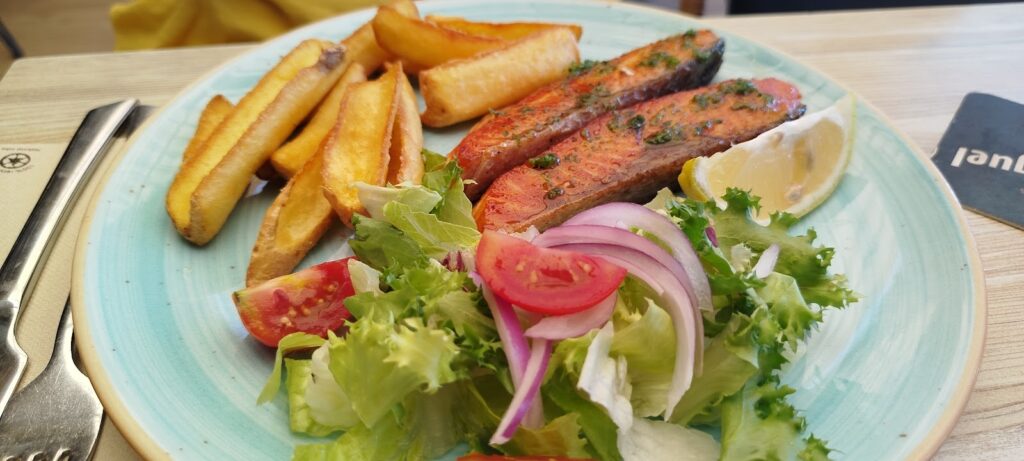 Así se come en Cafeteria Playa: una guía basada en sus clientes, imagen 2