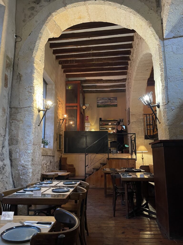 Restaurant Pizzeria Bella Sineu: dónde el ambiente también forma parte del menú, imagen 4