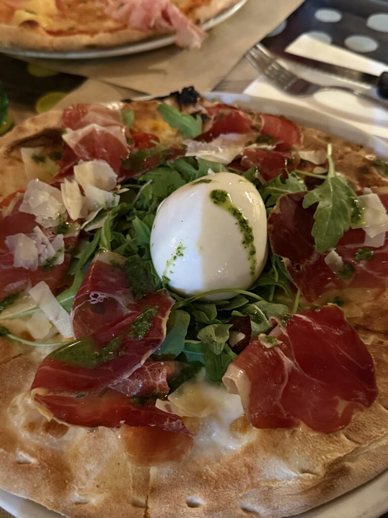 Restaurant Pizzeria Bella Sineu: dónde el ambiente también forma parte del menú, imagen 5