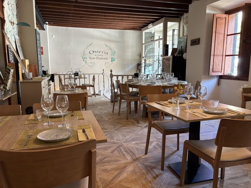 Todo sobre Restaurant Osteria de Plaça Sant Francesc: carta, horarios y opiniones, imagen 2