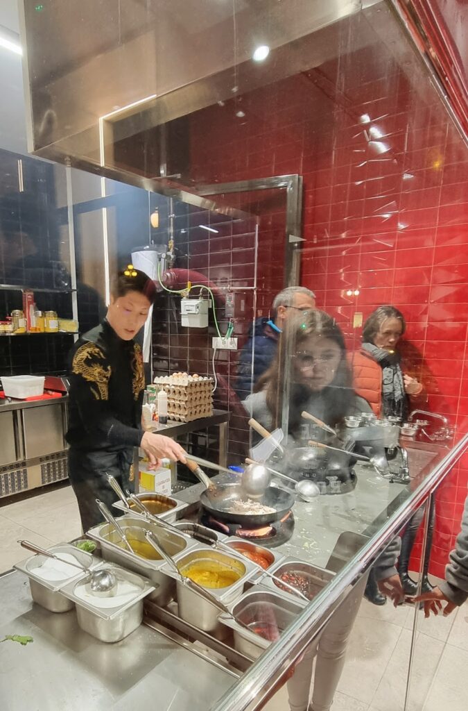 Un acercamiento a Wok Family 2, en pleno Valladolid, imagen 9