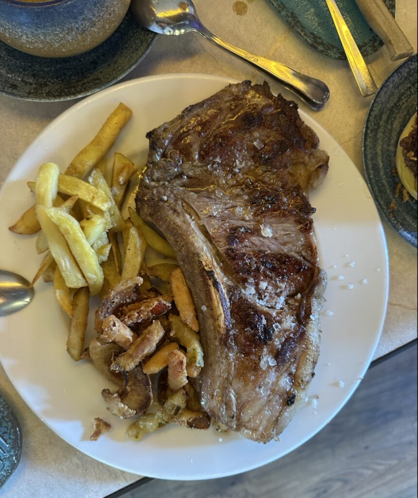 ATÍPICO en Ávila: qué esperar antes de reservar, imagen 8