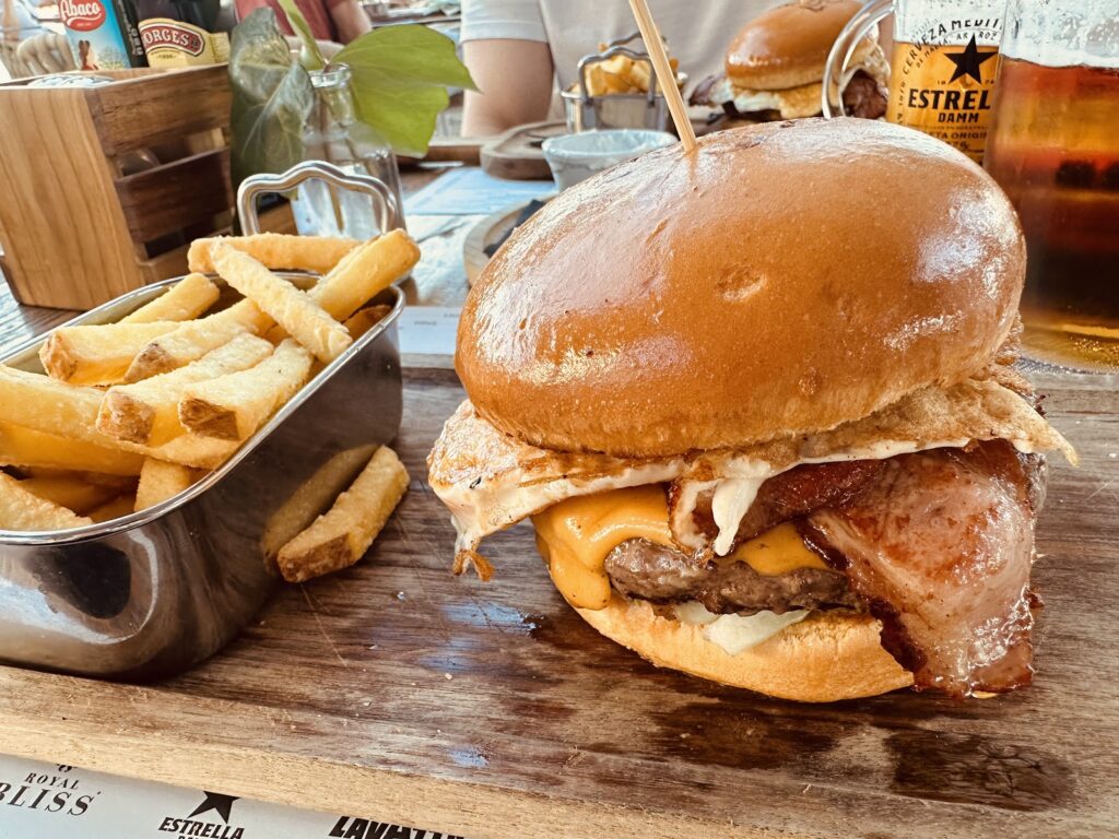 Savage Beach Club, más allá de la carta: qué puedes esperar, imagen 3