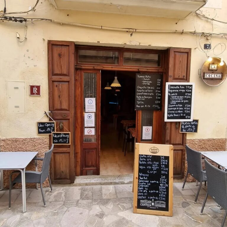 La Cocina – Tapas restaurante y bar Sineu: guía honesta para comer bien en Mallorca