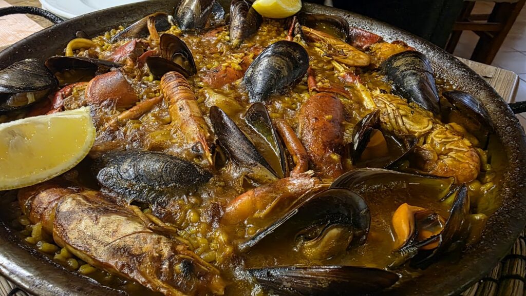 Dónde comer en Cala Millor: una visita a Dos Pins Can Xeret, imagen 1