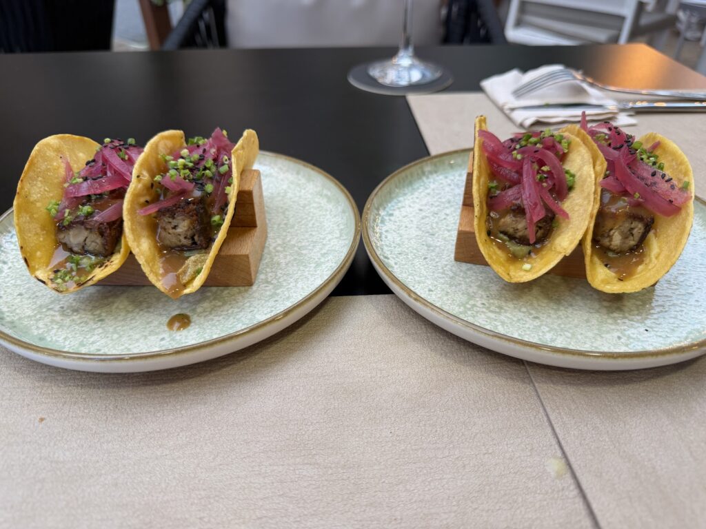 Guía de Nomad Urban Food Restaurante Puerto de Alcudia: qué encontrarás al sentarte a la mesa, imagen 1