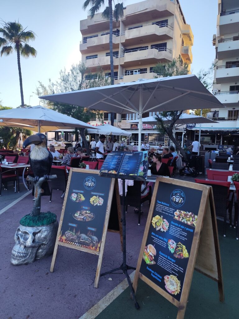 ¿Dónde comer en Cala Millor? Pirates Bay Club Cala Millor tiene buenas razones, imagen 9
