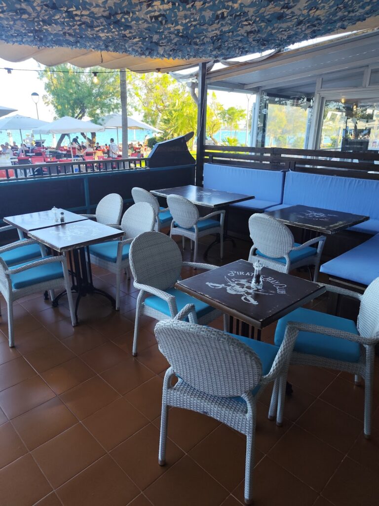 ¿Dónde comer en Cala Millor? Pirates Bay Club Cala Millor tiene buenas razones, imagen 3