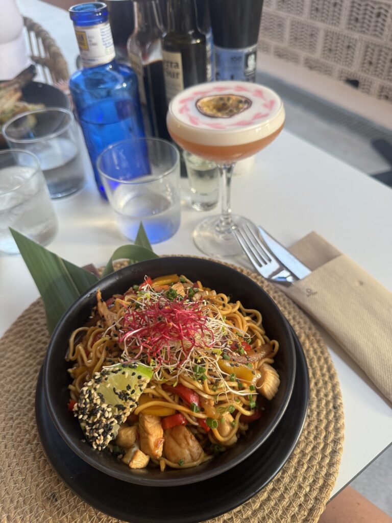 COCOA Restaurant / cocktails: un vistazo a su cocina y su servicio, imagen 2