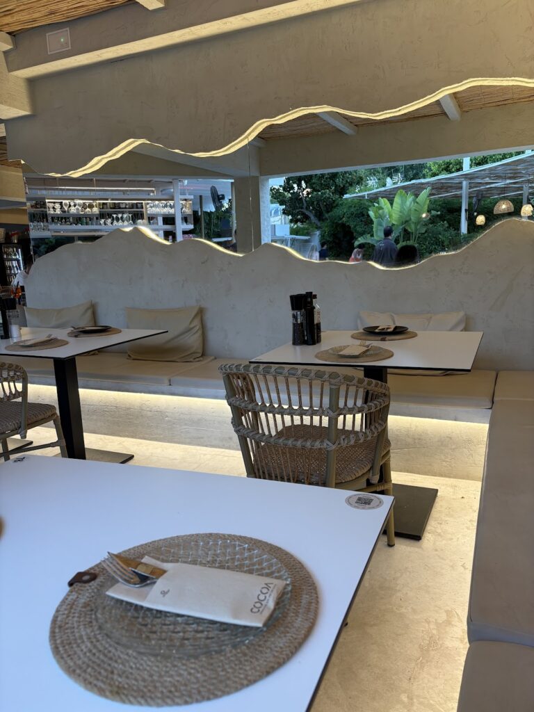 COCOA Restaurant / cocktails: un vistazo a su cocina y su servicio, imagen 6