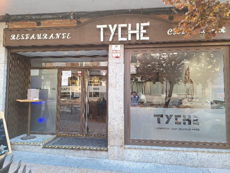 TYCHÉ ÁVILA: dónde el ambiente también forma parte del menú